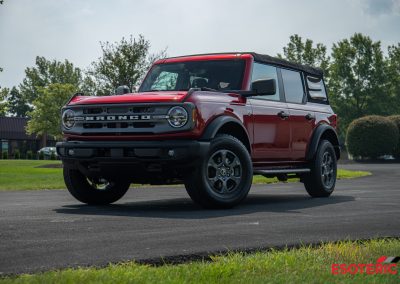 Ford Bronco (Red)