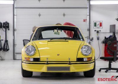 Porsche 911 RSR Yellow Full wrap 21